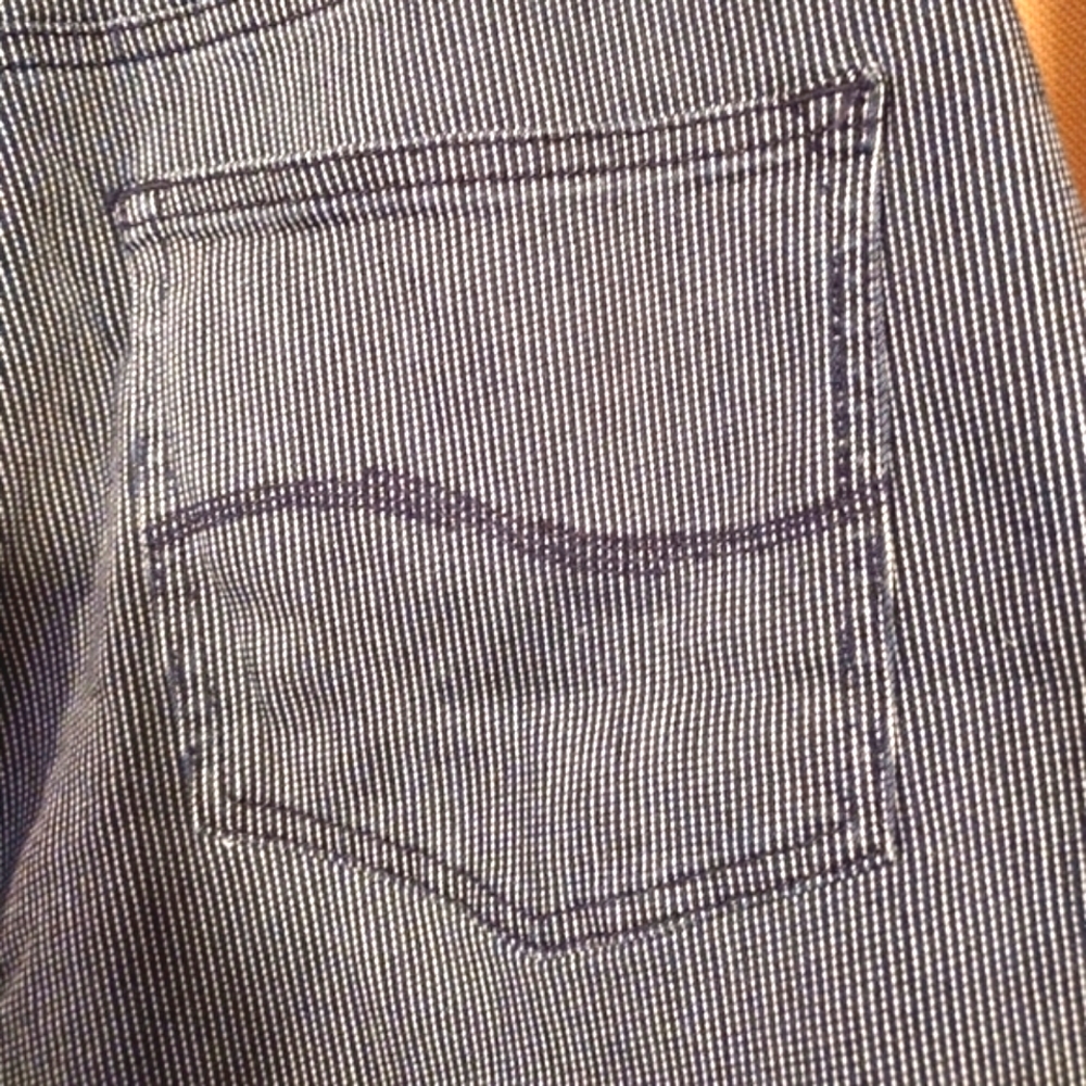 Lee Mid Rise Shorts - Picture 5 of 8